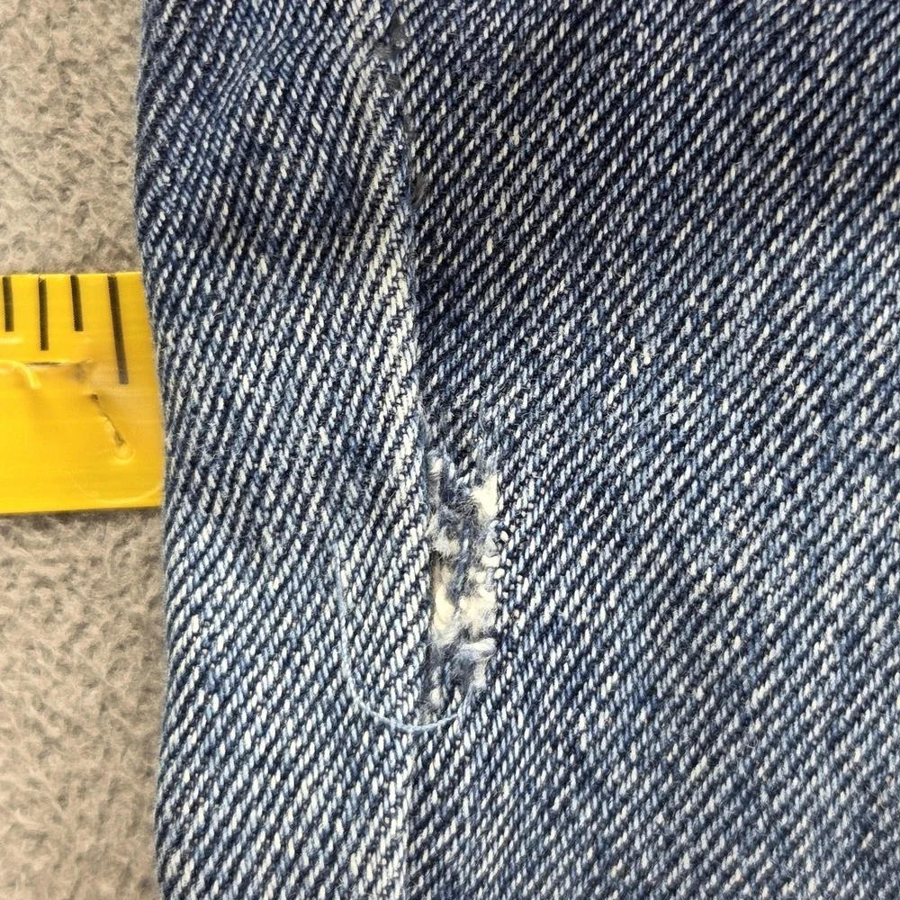 Vintage Levis 501 Jeans Mens Blue Straight Button Fly Made In USA Fits 33x28